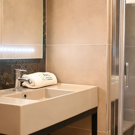 Apartmán Cv003 - Cervia, Ampio Trilocale Con Corte Esterna E Posto Auto *