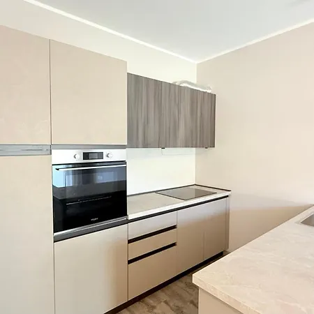 Cv003 - Cervia, Ampio Trilocale Con Corte Esterna E Posto Auto Apartmán Cervia